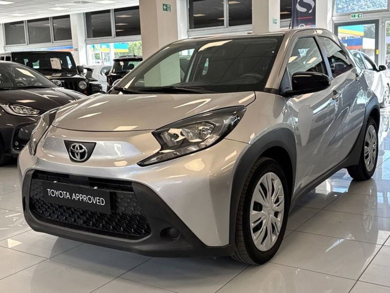Toyota Aygo X usata a Prato