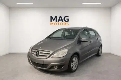 Mercedes-Benz Classe B 180 CDI Executive del 2011 usata a Rende