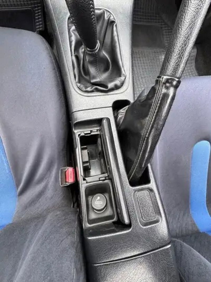 Honda Civic Coupé usata a Cosenza (12)