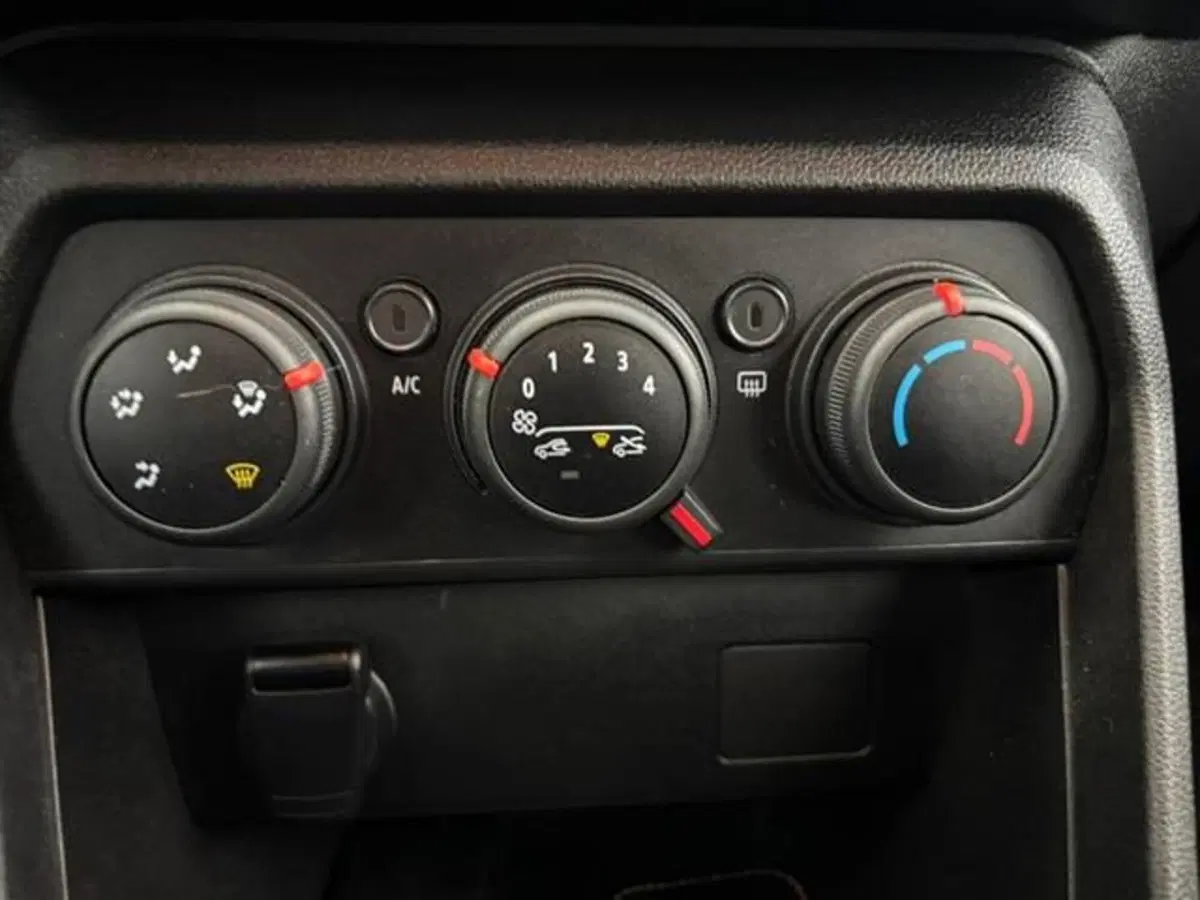 Dacia Sandero usata a Siena (13)