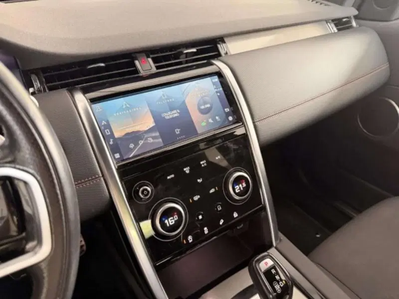 Land Rover Discovery Sport usata a Siena (11)
