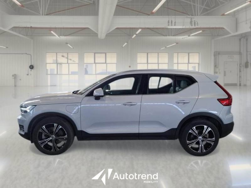 Volvo XC40 usata a Bari (14)