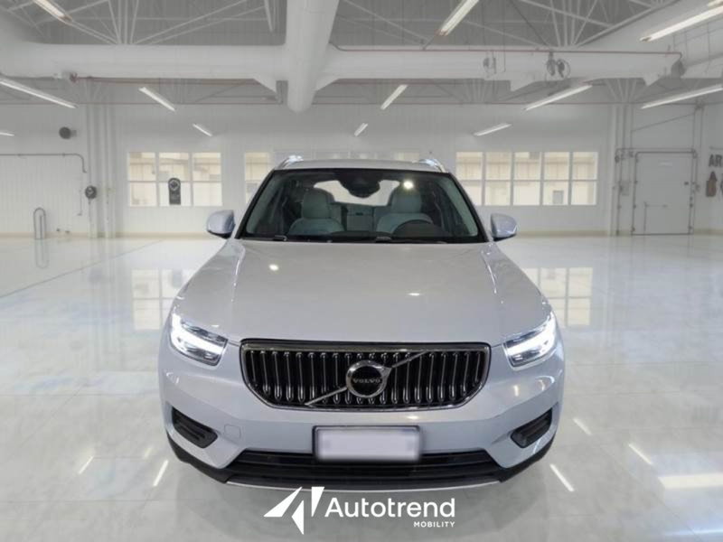 Volvo XC40 usata a Bari (3)