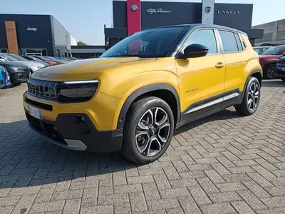 Jeep Avenger full-electric Summit fwd 156cv auto del 2025 usata a Alessandria