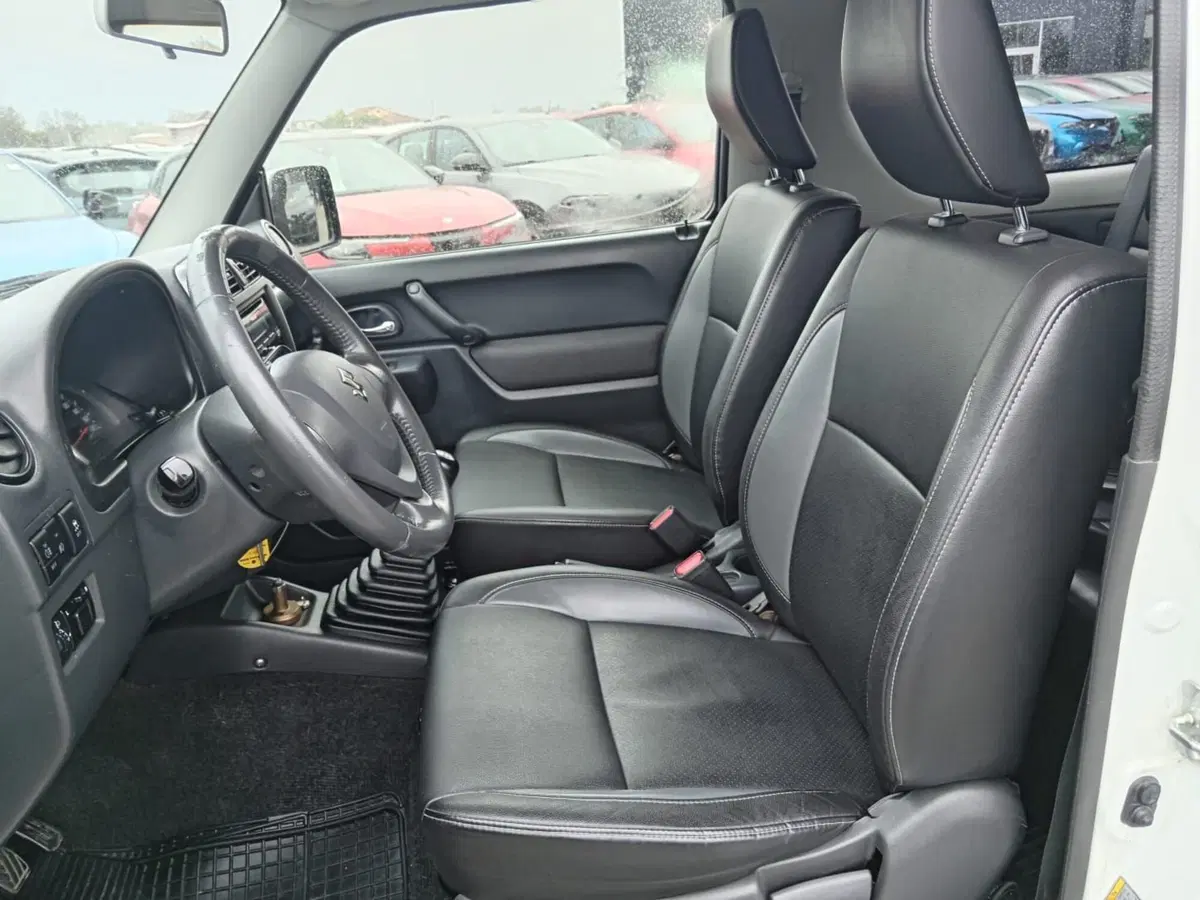 Suzuki Jimny usata a Alessandria (12)