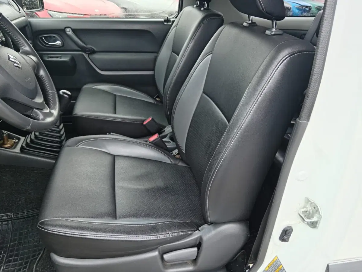 Suzuki Jimny usata a Alessandria (13)