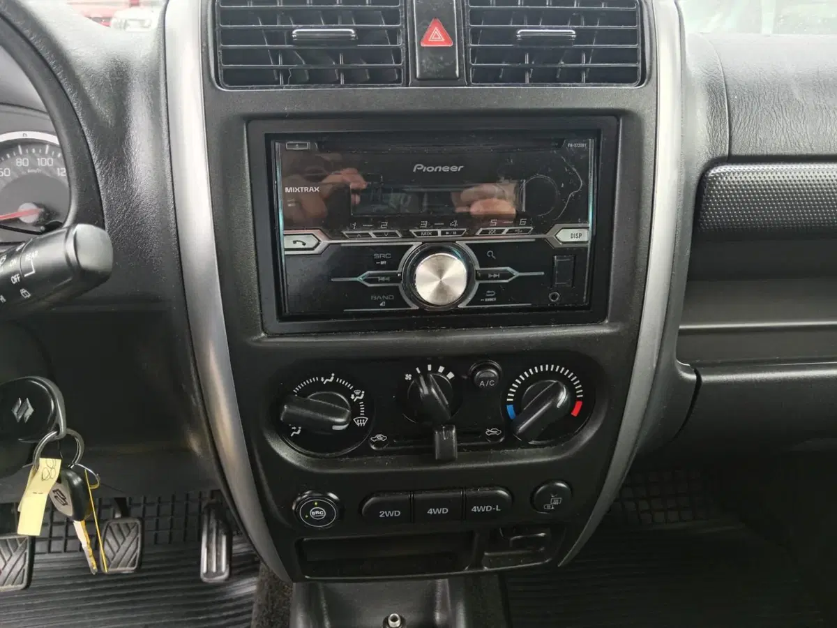 Suzuki Jimny usata a Alessandria (16)