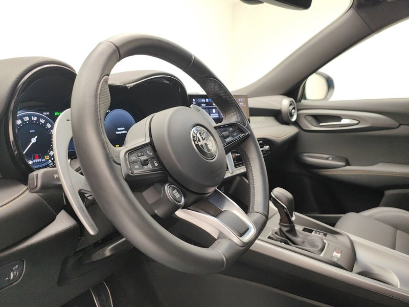 Alfa Romeo Tonale usata a Como (9)