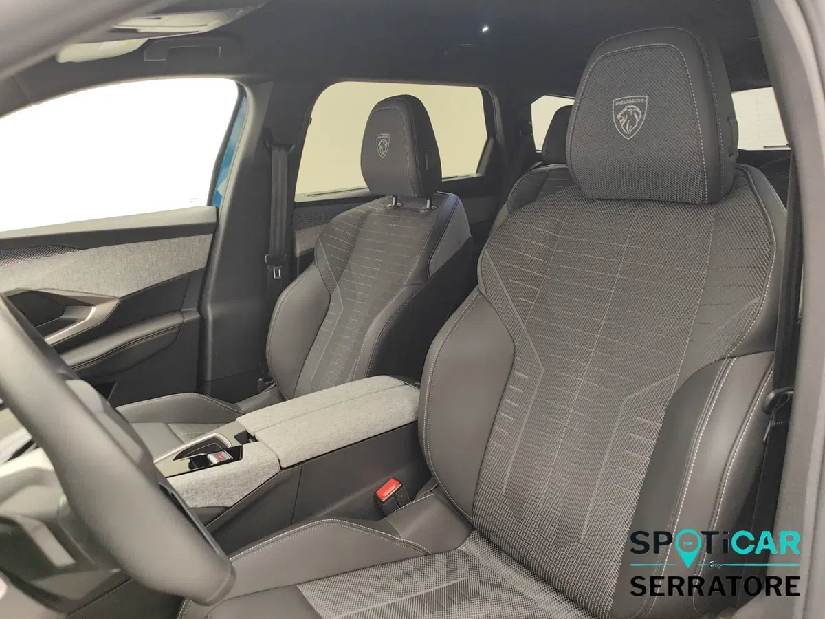 Peugeot 5008 usata a Como (12)