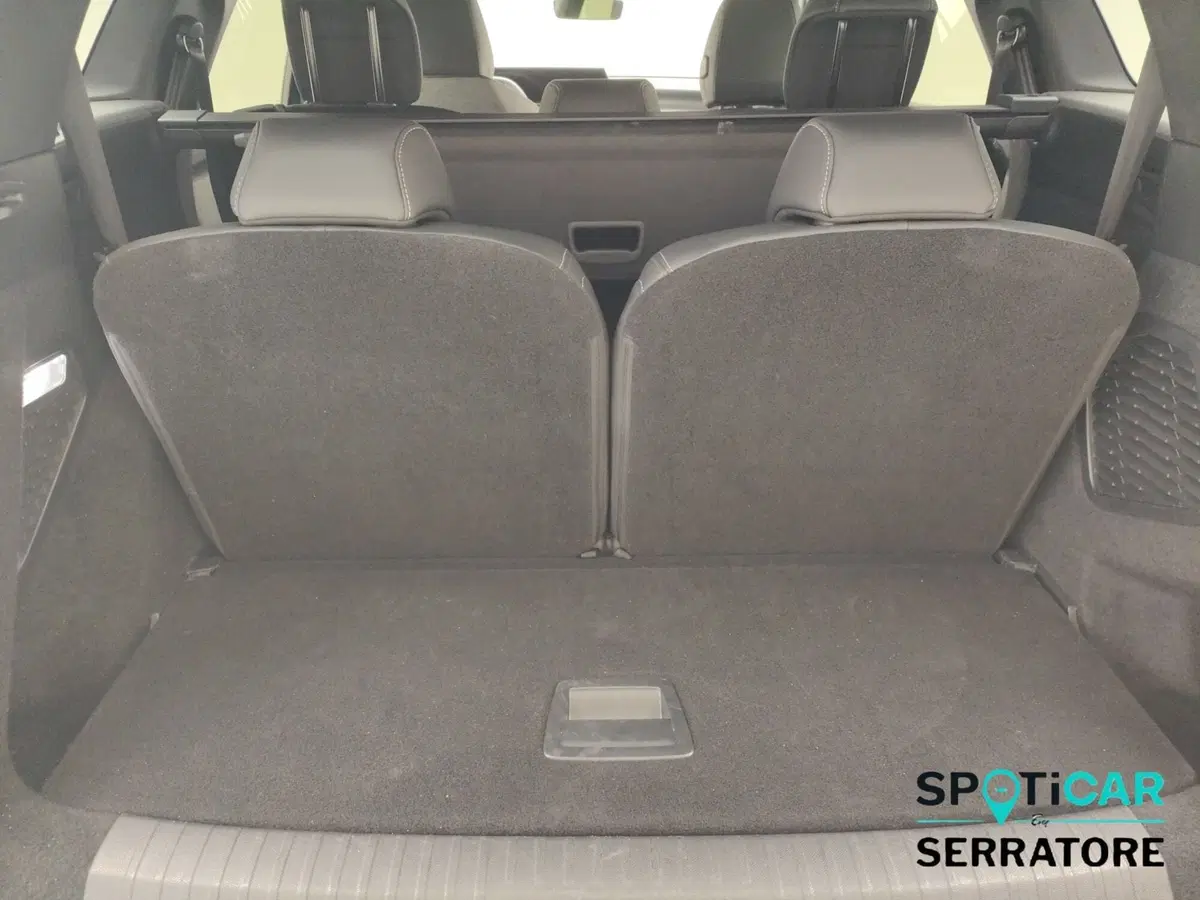 Peugeot 5008 usata a Como (19)