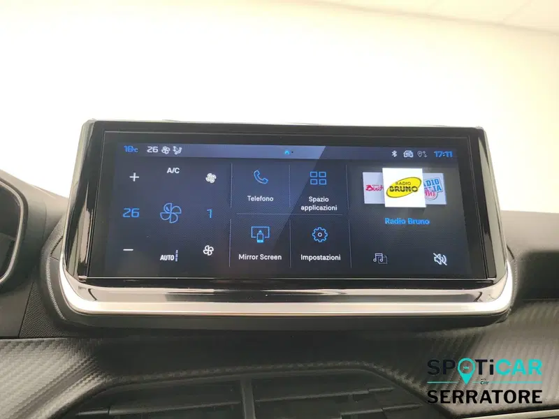 Peugeot 2008 usata a Como (11)