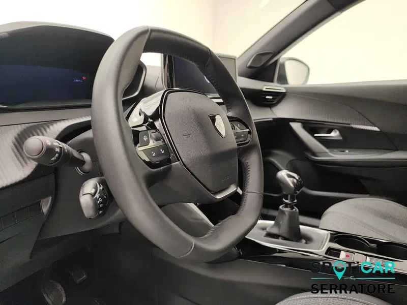 Peugeot 2008 usata a Como (9)