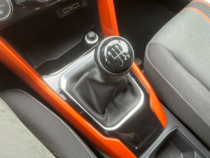 Volkswagen T-Roc usata a Lecco (17)