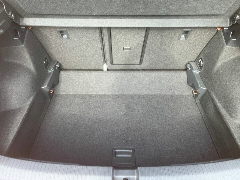 Volkswagen T-Roc usata a Lecco (5)