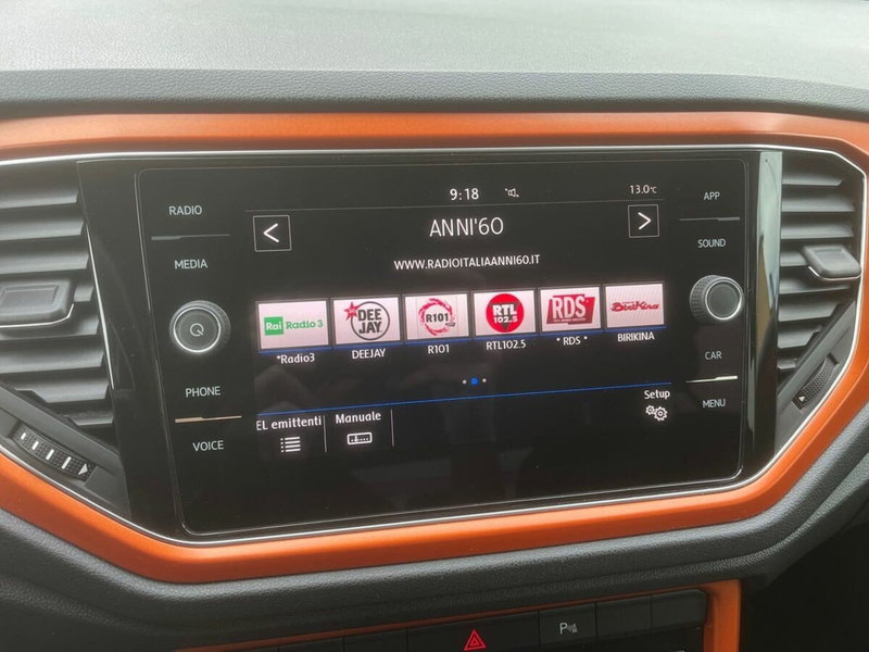 Volkswagen T-Roc usata a Lecco (9)