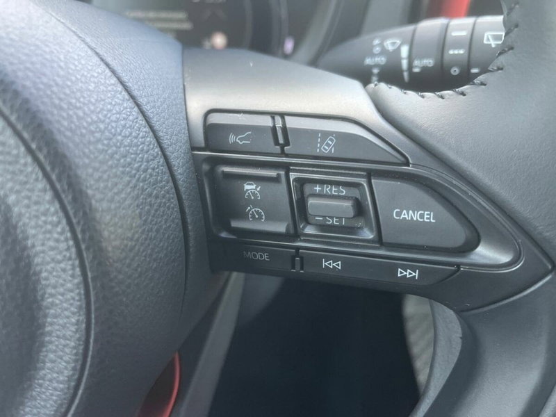 Toyota Aygo X usata a Lecco (17)