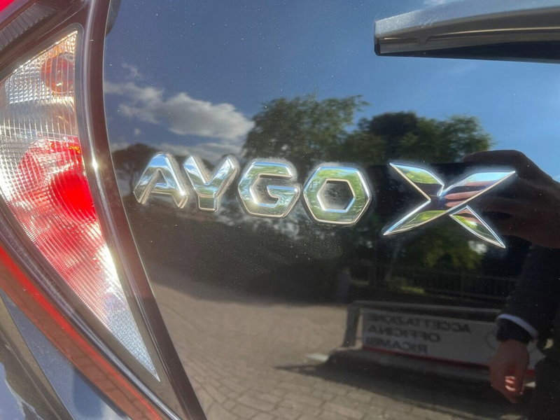 Toyota Aygo X usata a Lecco (20)