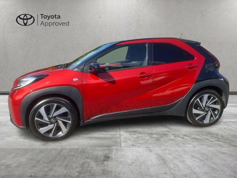 Toyota Aygo X usata a Lecco (3)