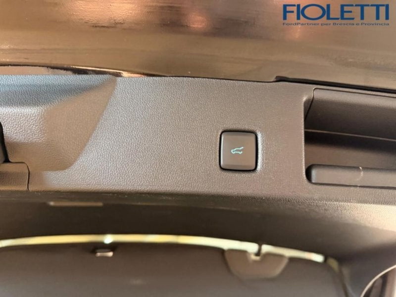 Ford Kuga usata a Brescia (14)