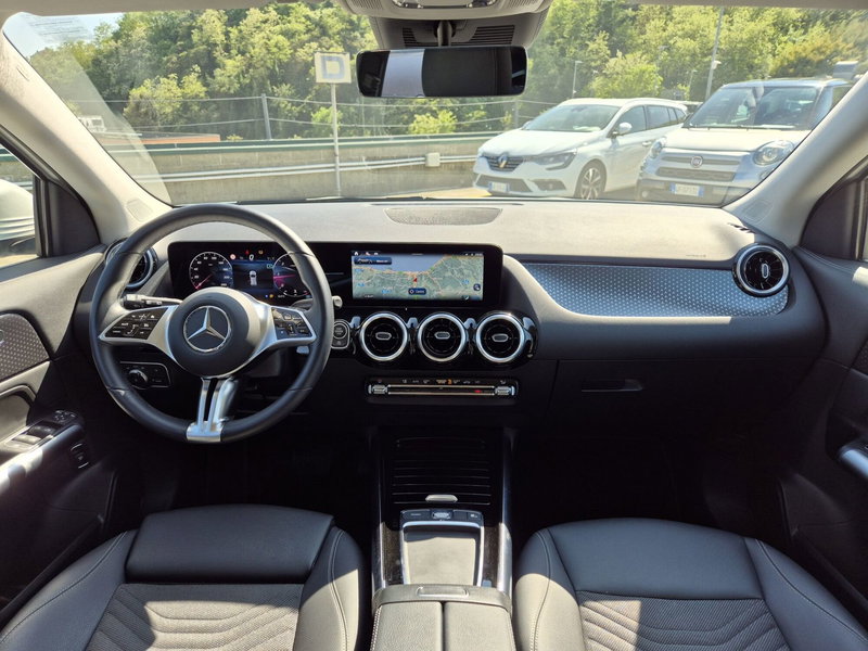 Mercedes-Benz GLA SUV usata  (8)