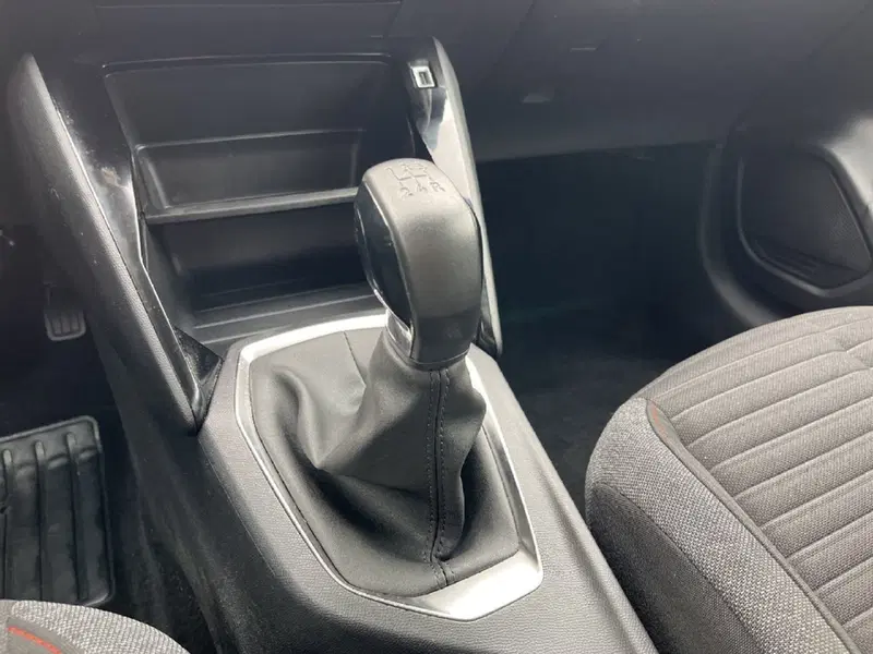 Peugeot 208 usata a Torino (13)