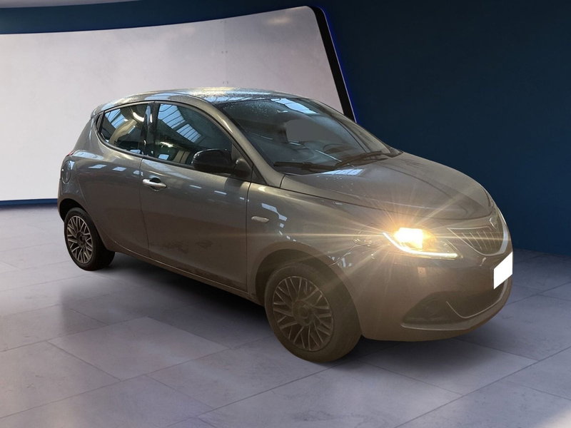 Lancia Ypsilon usata a Torino (3)