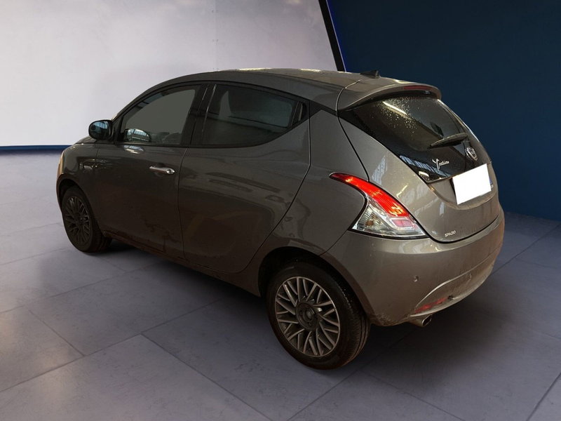 Lancia Ypsilon usata a Torino (6)