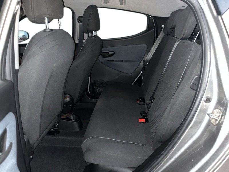 Lancia Ypsilon usata a Torino (7)