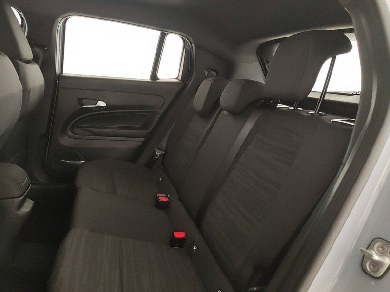 Jeep Avenger nuova a Caserta (19)
