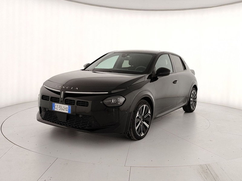 Lancia Ypsilon usata a Caserta (3)