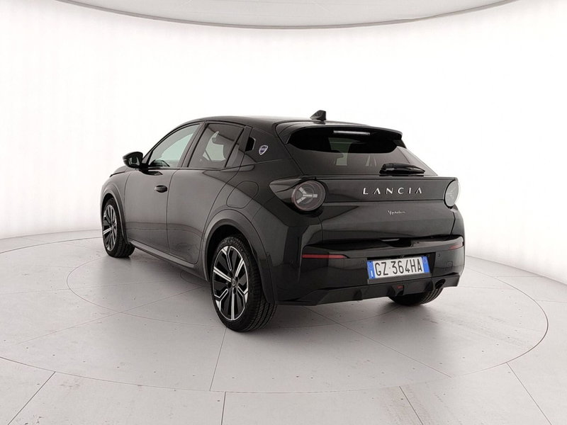 Lancia Ypsilon usata a Caserta (4)