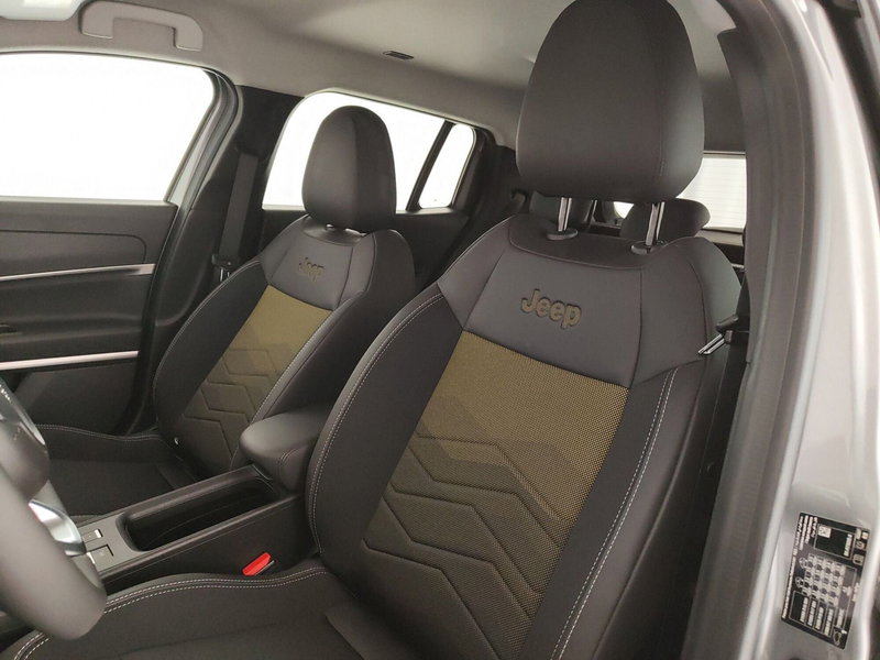 Jeep Avenger usata a Caserta (17)