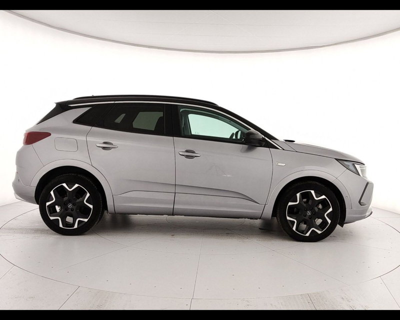 Opel Grandland usata a Caserta (8)