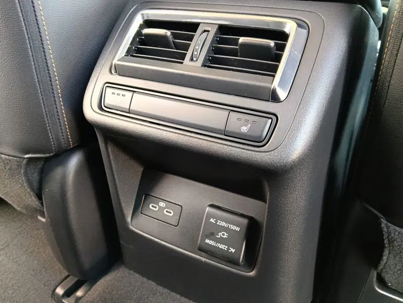 Mazda CX-60 usata a Vicenza (12)