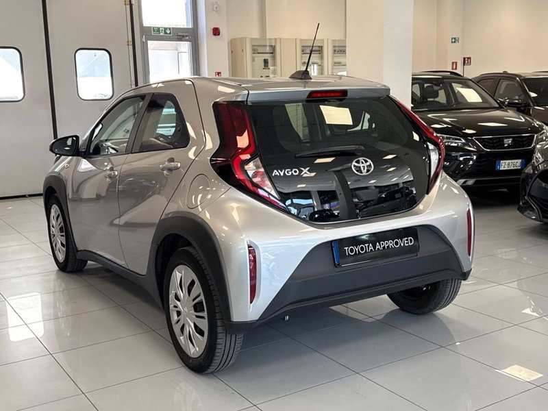 Toyota Aygo X usata a Prato (6)
