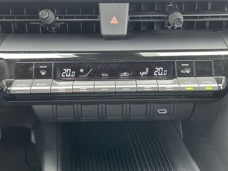 Toyota Toyota C-HR usata a Ragusa (13)