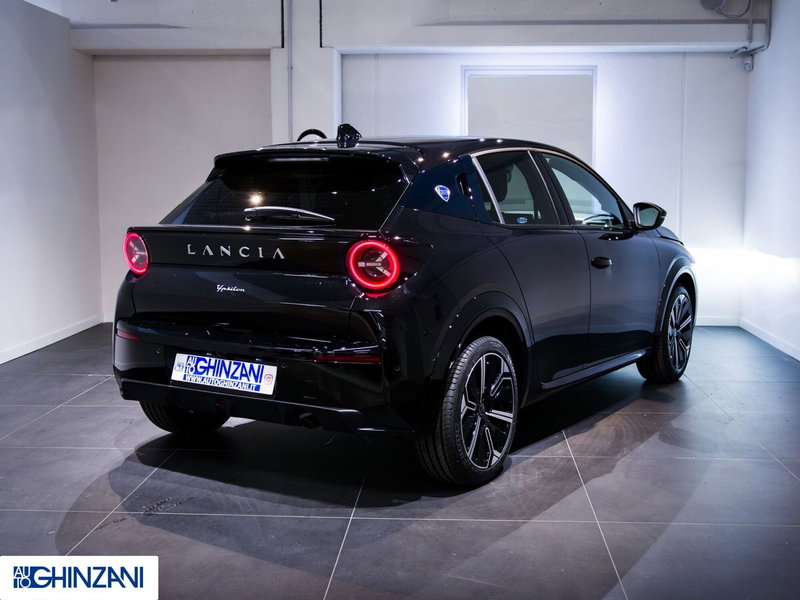Lancia Ypsilon nuova a Bergamo (6)