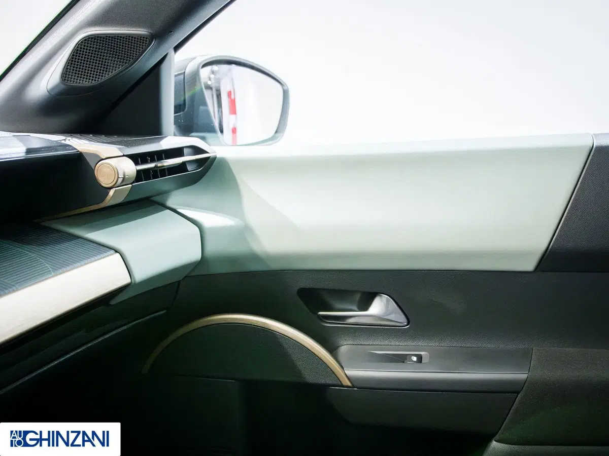 Lancia Ypsilon nuova a Bergamo (13)