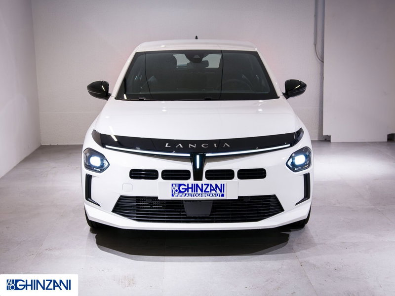 Lancia Ypsilon nuova a Bergamo (3)