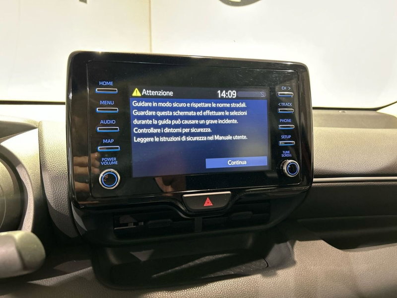 Toyota Yaris usata a Milano (14)