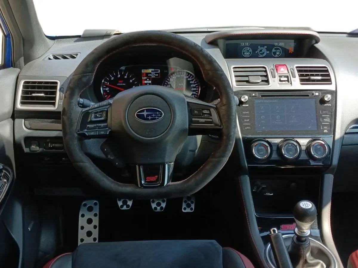 Subaru Impreza usata a Milano (7)