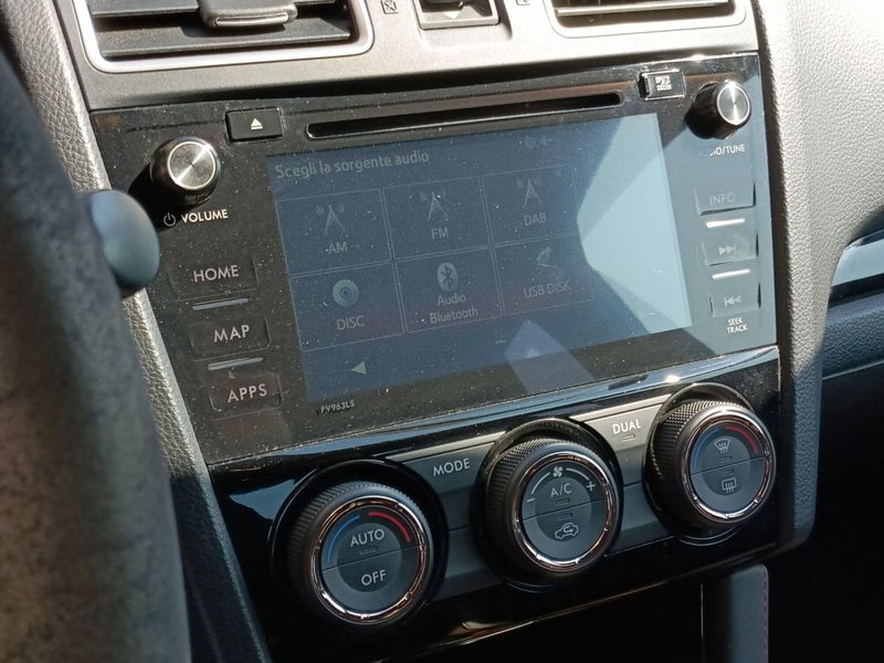 Subaru Impreza usata a Milano (9)