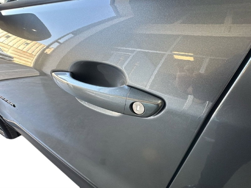 Jeep Avenger nuova a Agrigento (11)