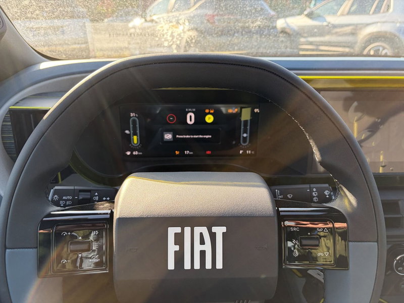 Fiat Grande Panda nuova a La Spezia (13)