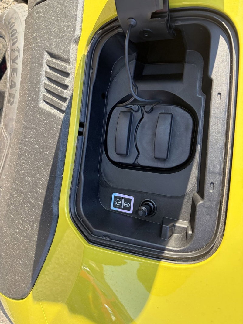 Fiat Grande Panda nuova a La Spezia (14)