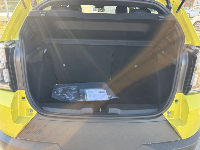 Fiat Grande Panda nuova a La Spezia (9)