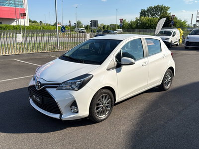 Toyota Yaris 1.3 5 porte Active Multidrive S del 2017 usata a San Giorgio e Bigarello