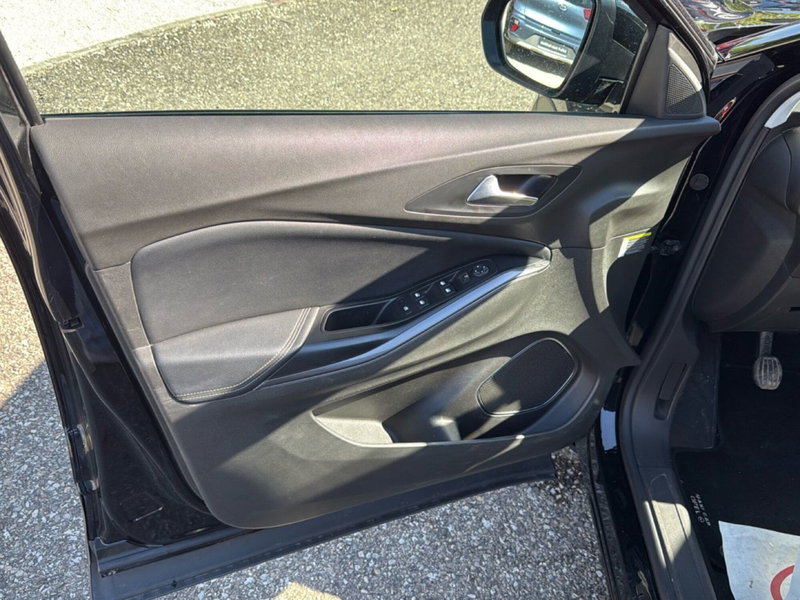 Opel Grandland X usata a Ravenna (18)