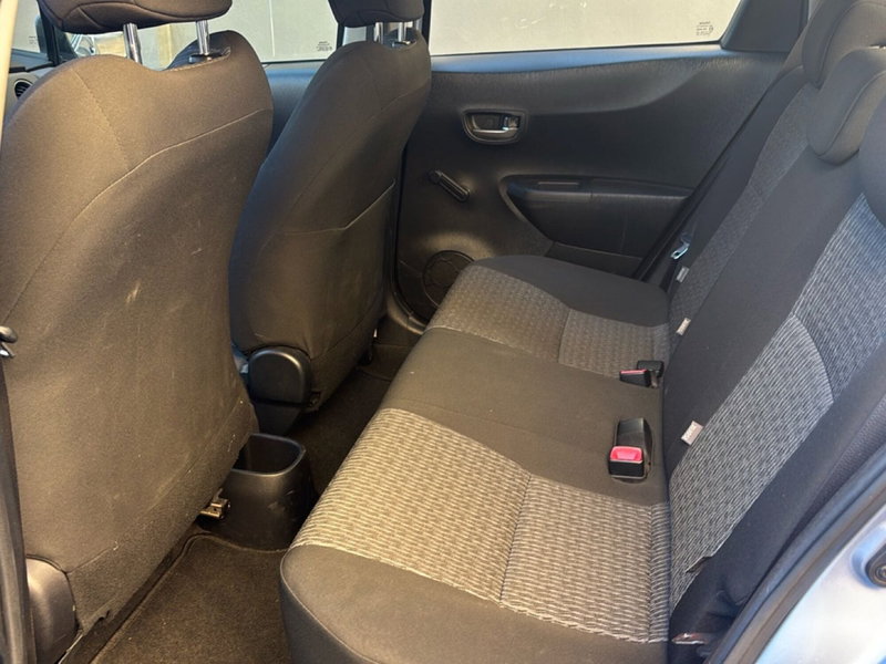 Toyota Yaris usata a Bologna (8)