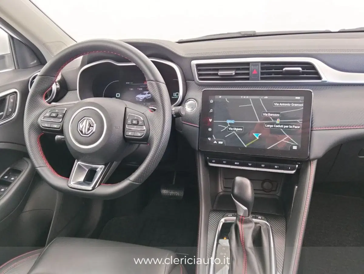 Mg ZS (2021-->) usata a Como (11)